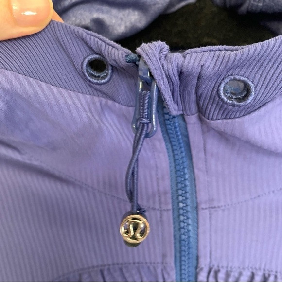 Lululemon reversible  studio jacket 8 - Picture 4 of 11